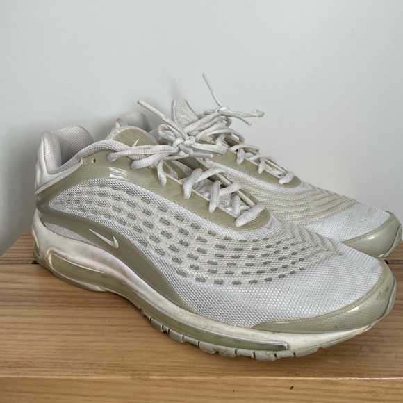 Air Max Deluxe - Picture 1 of 4